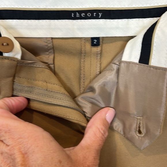 Theory Canvas Palmer S Bermuda Trouser Shorts Women's Size 2 - Picture 7 of 7